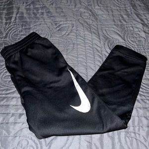 Nike Therma Big Kids Youth Boys Basketball Pants Large